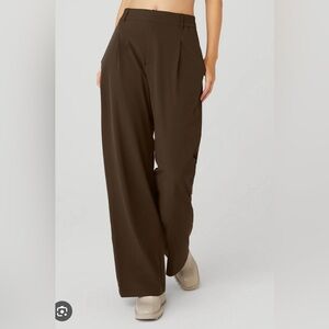 ALO Yoga High-Waist Pursuit Trouser